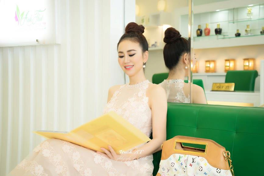 Theo chân nhà sáng lập Ms Vietnam New World đi làm đẹp