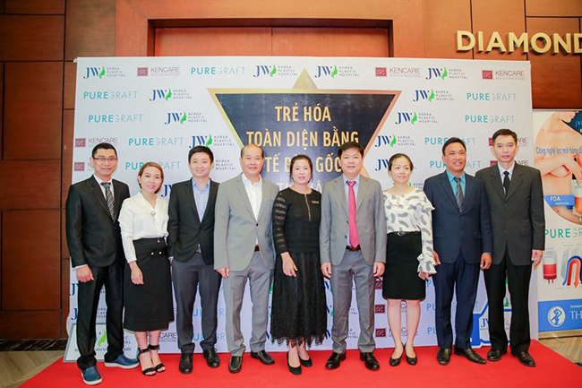 Viện đào tạo sắc đẹp Hoàn Vũ sự lựa chọn của ngành làm đẹp