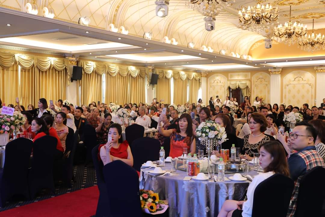 Người tiêu dùng Hải Dương hào hứng trải nghiệm Thủy Liệu Dưỡng Sinh  SG2000