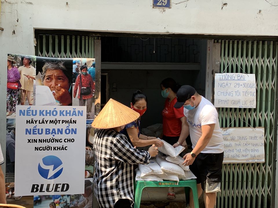 Cộng đồng LGBT chung tay chia sẻ những khó khăn của người nghèo sau cách ly xã hội vì dịch bệnh COVID-19