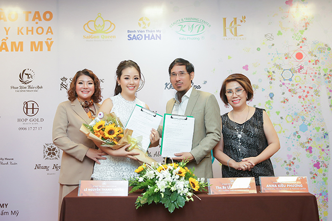 Master Thanh Huyền của Heiley Beauty đồng hành cùng Trường Sai Gon Queen