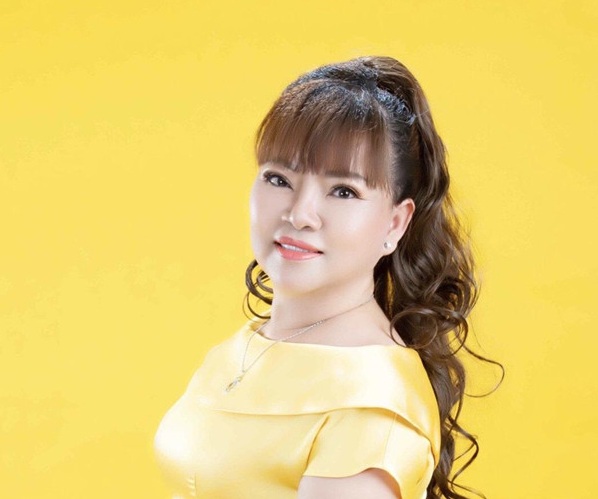 CEO “quyền lực” Hồ Thanh Hương cầm cân nảy mực tại Vietnam Top Fashion and Hair 2020