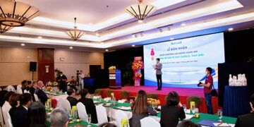 MC Hoàng Duy đảm nhiệm vai trò người dẫn chương trình Lễ đón nhận Huân Chương Lao Động Hạng Nhì của Tập đoàn Nutifood