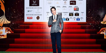 MC Hoàng Duy lịch lãm dẫn dắt Đêm Bán kết cuộc thi Hoa Khôi Công Sở 2022