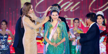 Lê Thu Hà đăng quang Hoa Khôi Doanh Nhân Tài Sắc Việt Nam 2022