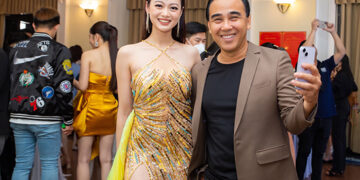 Hoa Khôi Công Sở 2022 Ninh Diên Linh xuất hiện tại Lễ trao giải thưởng Ngôi Sao Xanh 2022