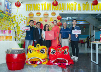 Hoa Hậu Doanh Nhân – CEO Hoàng Thúy khai Xuân Chi nhánh 9 HT Entertainment tại Summer Center Bình Dương