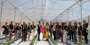 Thí sinh Hoa hậu Doanh nhân Toàn cầu 2023 thích thú quảng bá hình ảnh Du lịch Sinh thái Nông nghiệp Đắk Nông