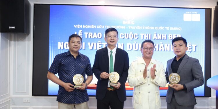 Viện Nghiên cứu Thị trường – Truyền thông Quốc tế (IMRIC) tổ chức Lễ trao giải cuộc thi ảnh “Người Việt tin dùng hàng Việt” lần thứ 1 (2022- 2023)