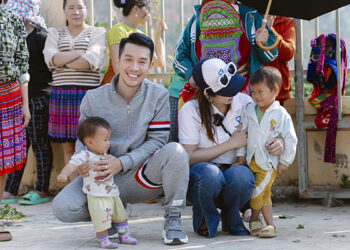 NTK Tom Kara: “Điều tuyệt vời nhất của con người là biết yêu thương và biết chia sẻ yêu thương”