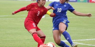 Thua Philippines, tuyển nữ Việt Nam vẫn vào bán kết với ngôi đầu