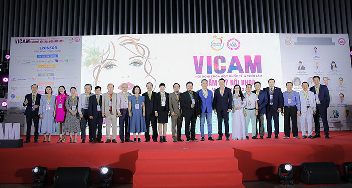 Hơn 4.000 người trong ngày đầu khai mạc Ngày hội Thẩm mỹ Nội khoa Việt Nam 2023
