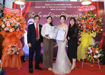 Á hậu 1 Hồ Thị Phương Linh tổ chức tiệc mừng và nhận chức giám đốc